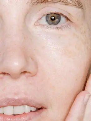 Radiant Glow Facial Wash with Aloe & Blackberry Extract